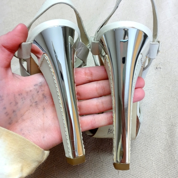 Michael Kors heels - Picture 3 of 4